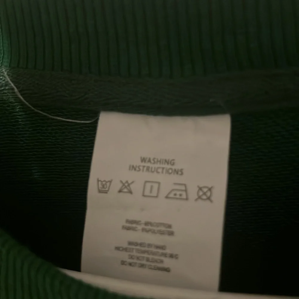 Vlone - Picture 2 of 4